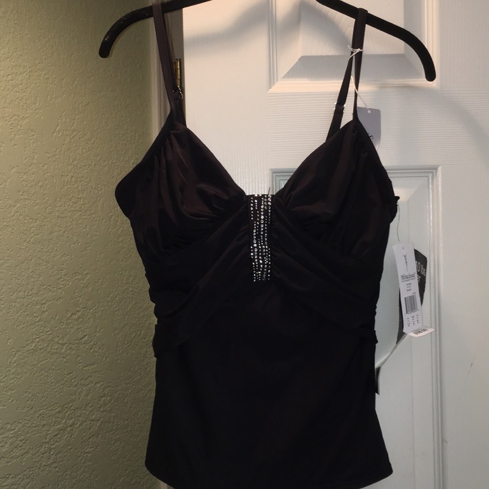 Miracle swimsuit top